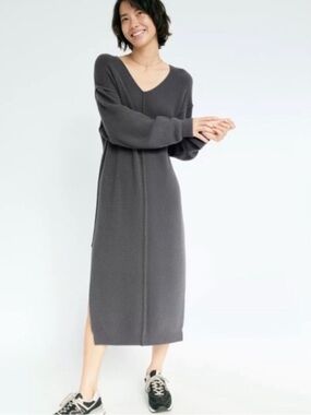 WILFRED FREE Hush Relaxed V-Neck Sweater Slouchy Chenille
Sweater Dress